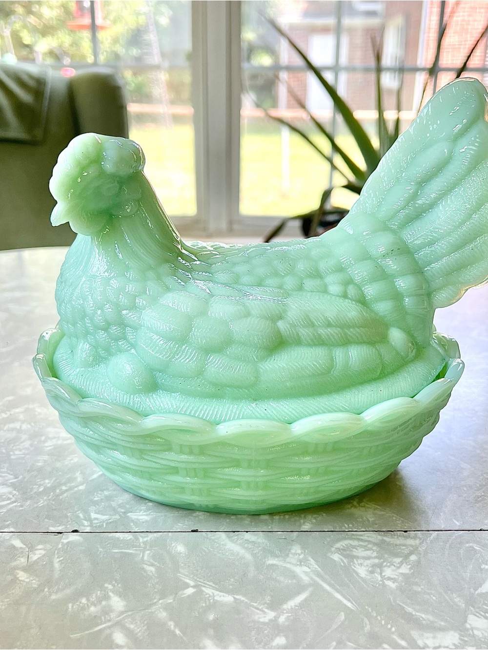 Vintage Gibson XL Jadeite Hen on Nest